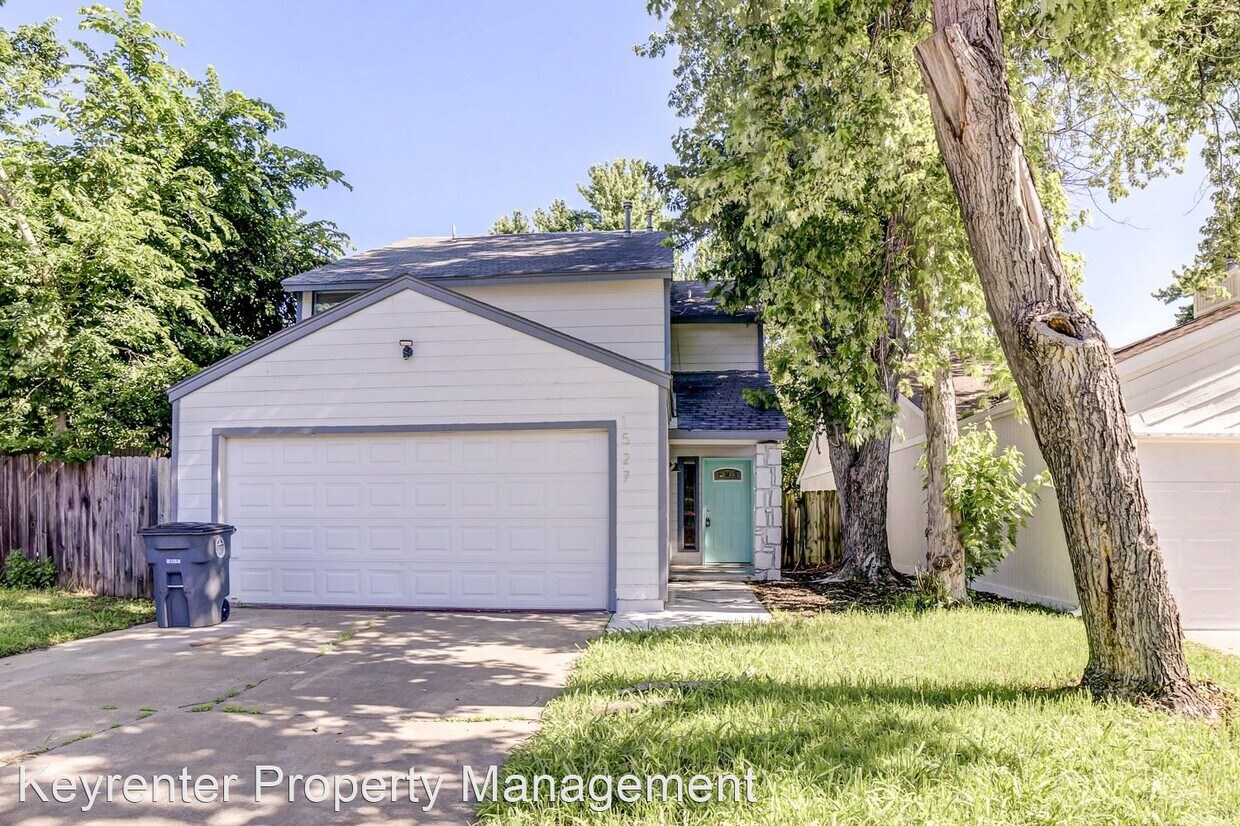 Foto principal - 3 br, 2.5 bath House - 1527 E 67th Ct