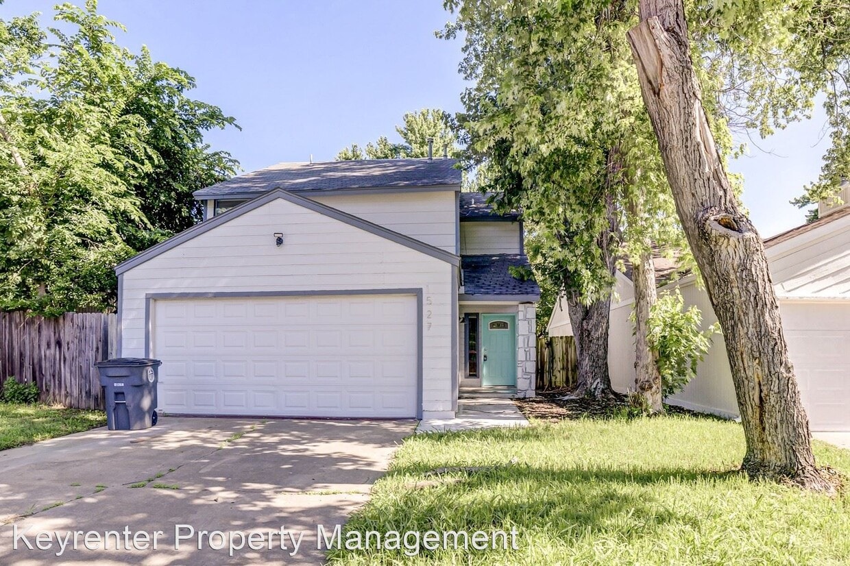 Primary Photo - 3 br, 2.5 bath House - 1527 E 67th Ct