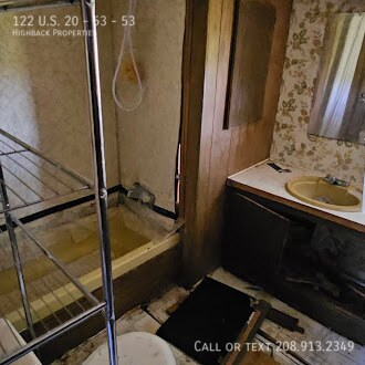 Foto del edificio - 122 US-20