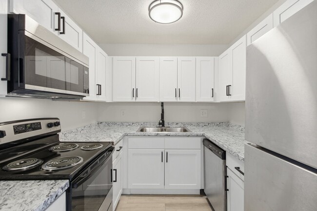 Building Photo - The Enclave at 3726
