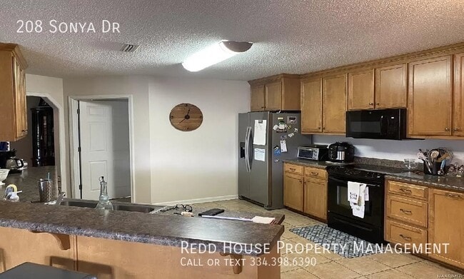 Building Photo - 208 Sonya Dr