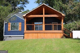 Building Photo - 116 Saynor Cir