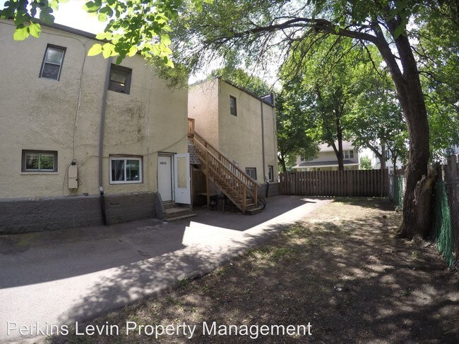 Foto del edificio - 301 17th Ave NE