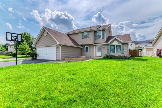 Building Photo - 1413 Skylark Ln