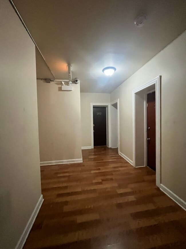 Foto del edificio - 1506 E 67th St