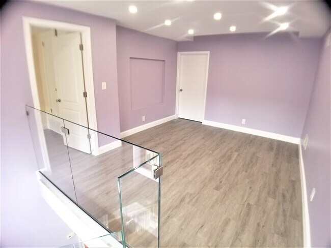 Building Photo - 2974 Brighton 5th Pl