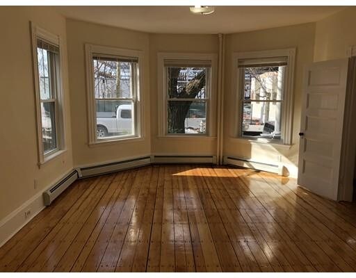 Building Photo - 110 Berkshire St