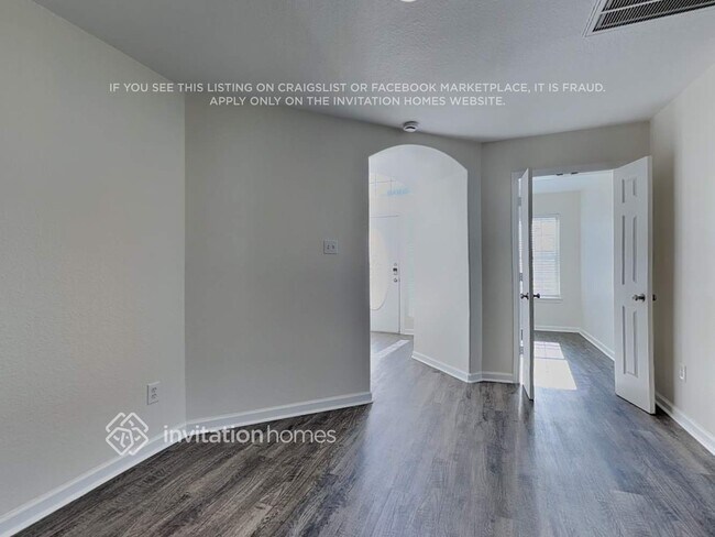 Foto del edificio - 9122 Prairie Trails Dr