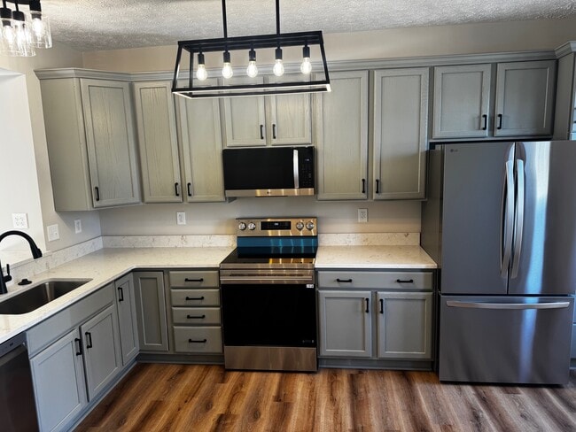 Photo - 607 Emmy Dee Dr Townhome