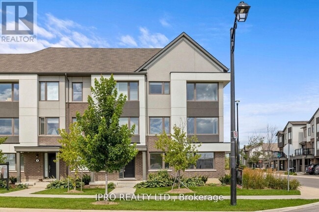 Building Photo - 1125-1125 Leger Wy