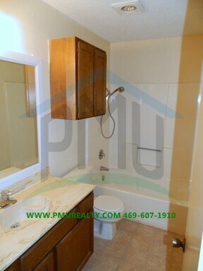 Foto del edificio - AVAILABLE NOW!!! Cozy 2-Bedroom, 2-Bath Du...