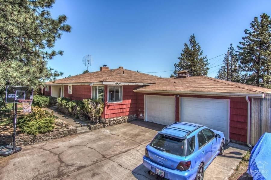 Primary Photo - 63310 Deschutes Market Rd