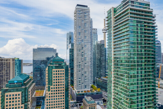 Photo du bâtiment - Harbour Plaza - East Tower