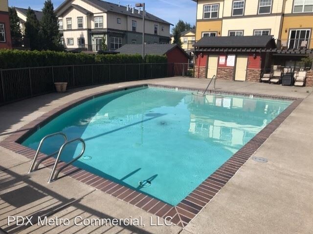 Foto principal - 2 br, 2.5 bath House - 11224 SE Causey Circle