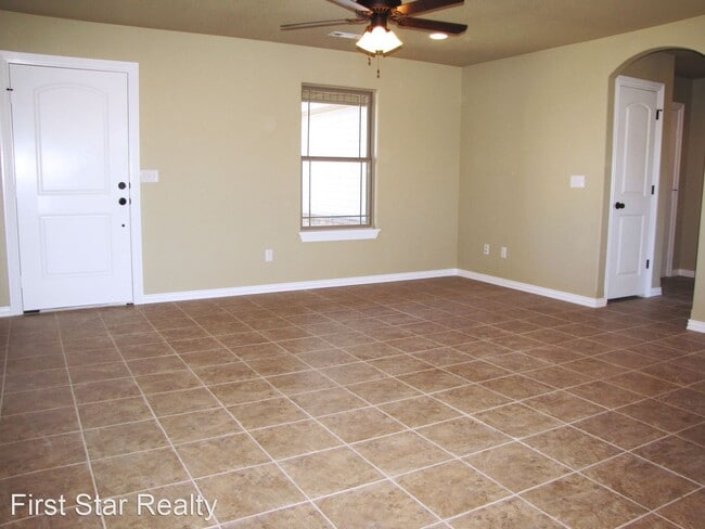 Building Photo - 3 br, 2 bath House - 941 Seabiscuit
