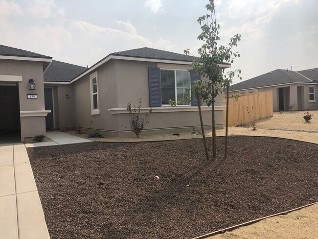 Foto del edificio - Gorgeous Four Bedroom Home 