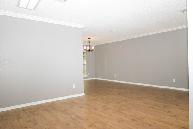 Foto del edificio - 2607 Woodstream Blvd