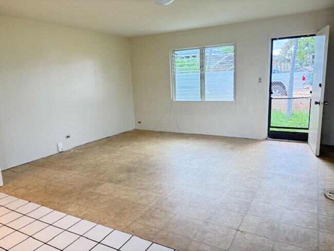 Foto del edificio - Two Bedroom Duplex