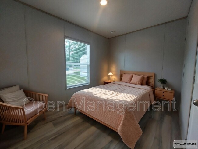 Foto del edificio - 7534 US-60