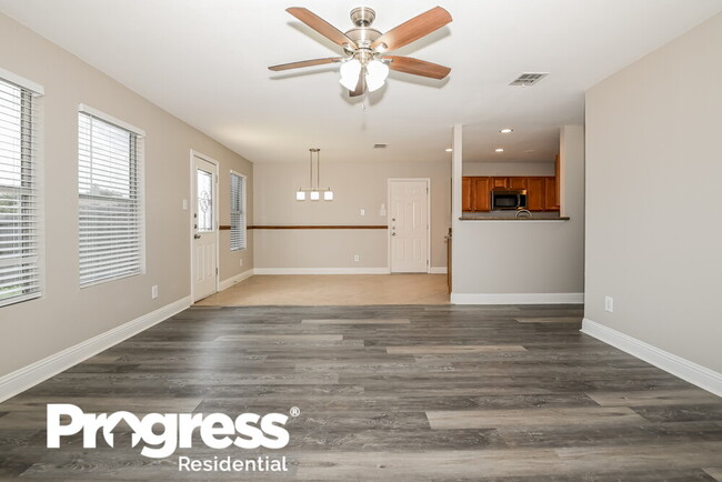 Building Photo - 1477 Hickory Creek Ln