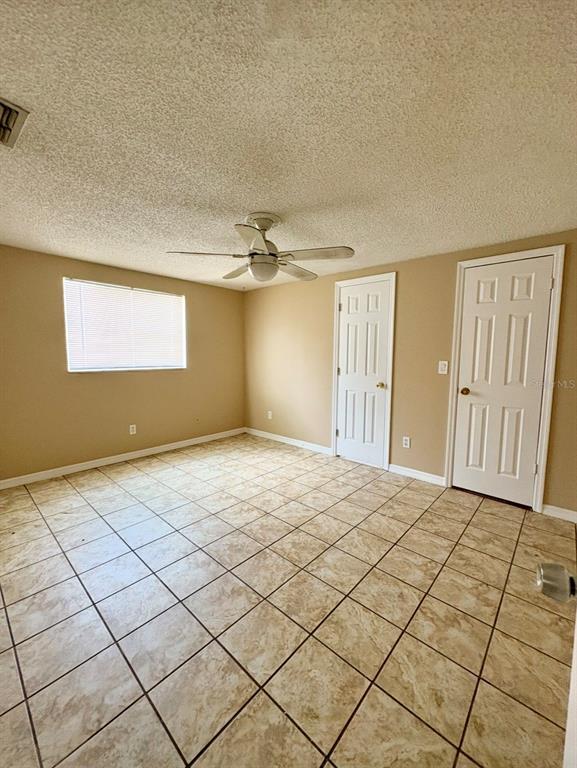 Foto del edificio - 6707 Lenoir Dr