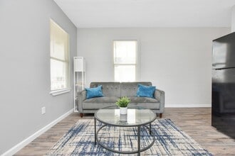 Building Photo - 1801 Roosevelt St