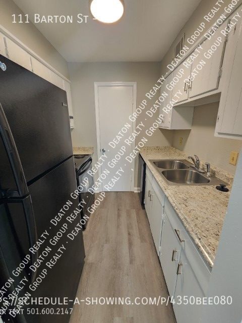 Foto del edificio - 111 Barton St