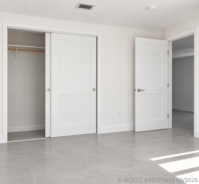 Foto del edificio - 7327 SW 22nd St