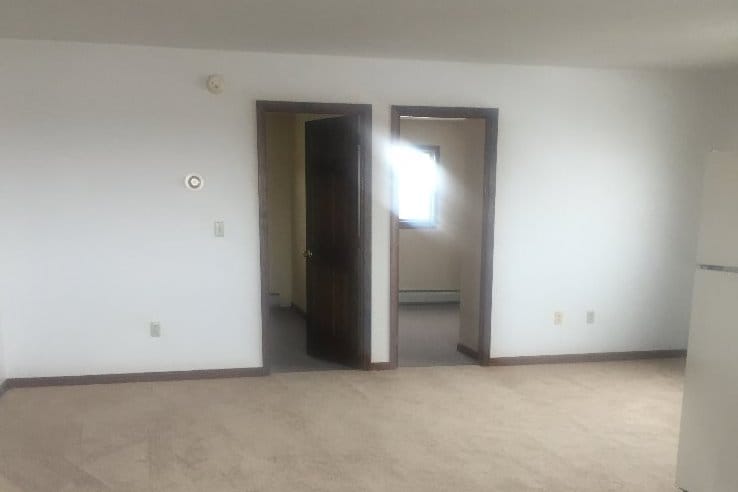 Primary Photo - 107 Warners Rd