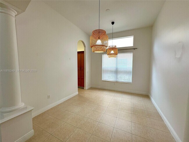 Foto del edificio - 4808 SW 183rd Ave