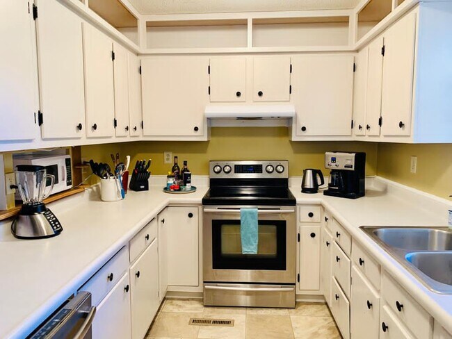 Foto del edificio - 1521 Canyon St