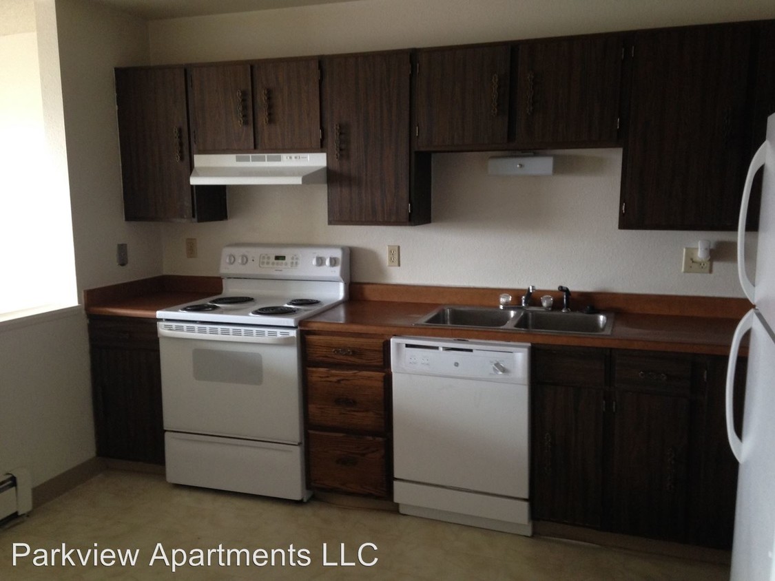 Primary Photo - 4500 Parkview Dr