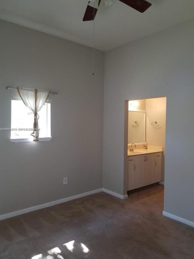 Building Photo - 4863 Via Palm Lakes