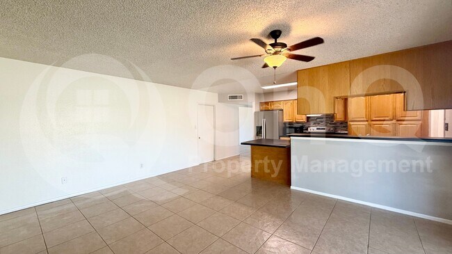 Foto del edificio - 2006 E Duke Dr