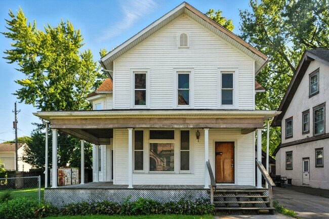Foto del edificio - 325 Kirkwood Blvd