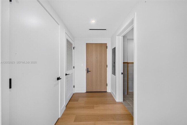Building Photo - 1176 97th St