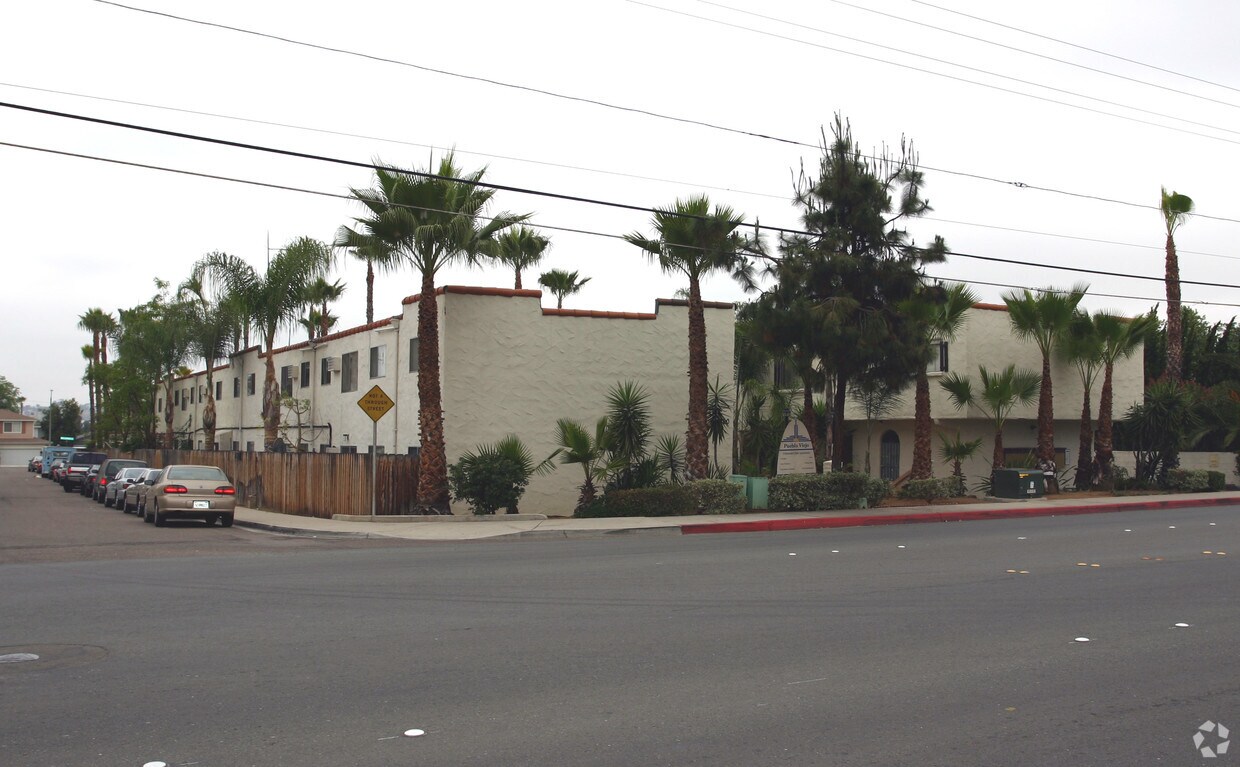 Building Photo - South Mollison Apartments