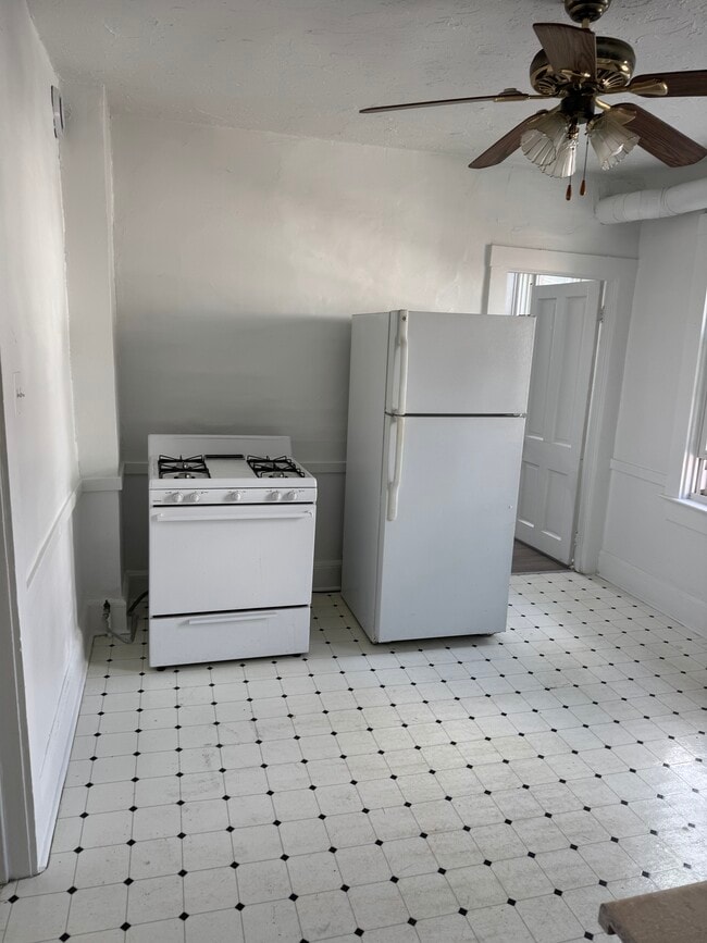 Kitchen - 1918 E 123rd St