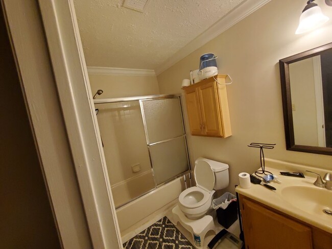 Bathroom - 492 Tournament Dr