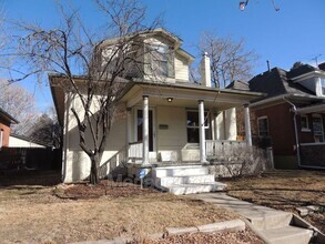Building Photo - 218 S Emerson St