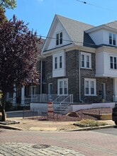 Building Photo - 420 W 22nd St