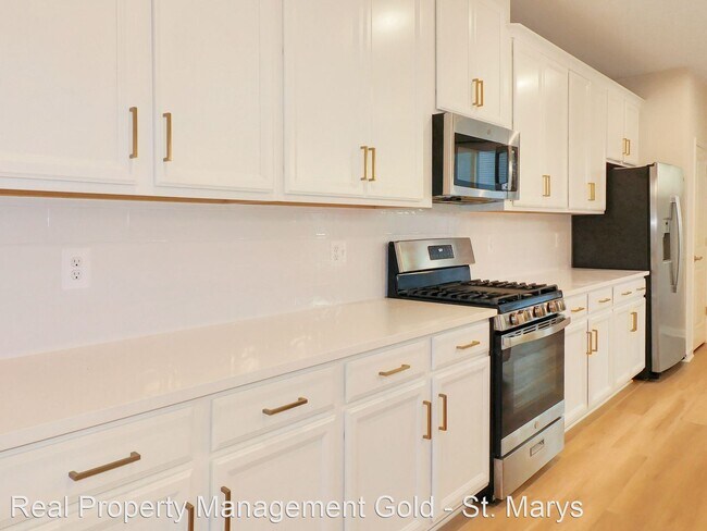 Building Photo - 3 br, 4 bath House - 23454 Sugar Pine Lane