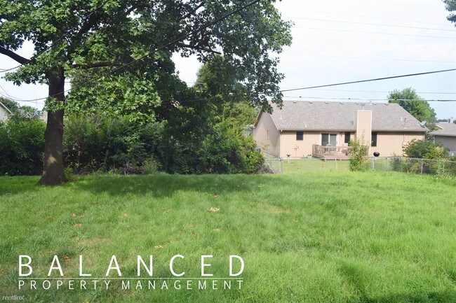Building Photo - 2 br, 1 bath House - 1543 SW Glendale Dr