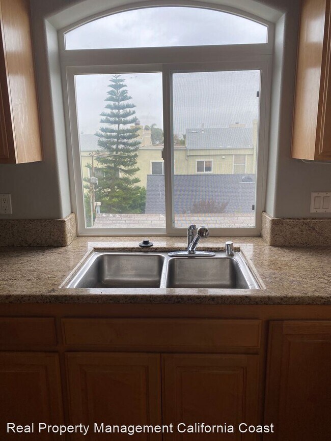 Foto del edificio - 4 br, 3.5 bath House - 1747 Carver Street