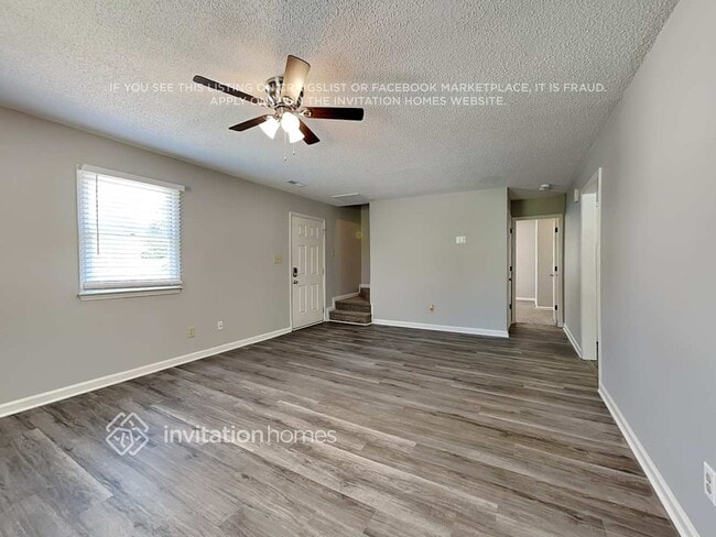 Foto del edificio - 1624 Cranberry Hill Ln