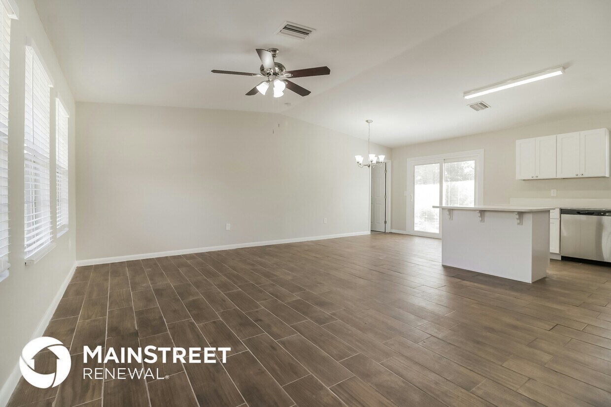 Foto principal - 819 Williams Ave