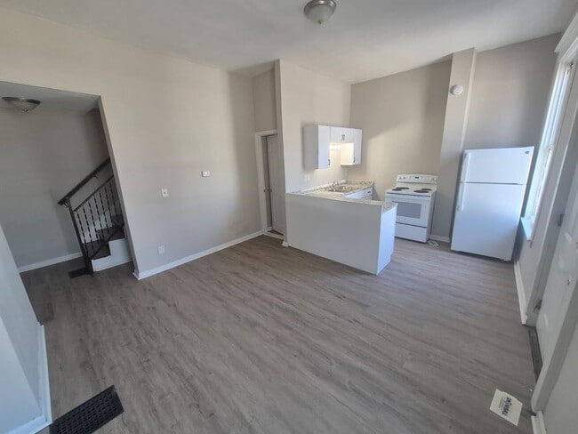 Building Photo - 1607 Maryland Ave