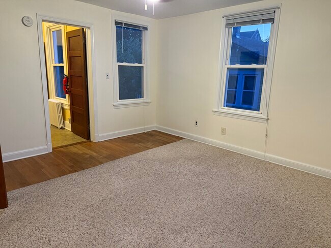 Livingroom - 3206 Shepherd St