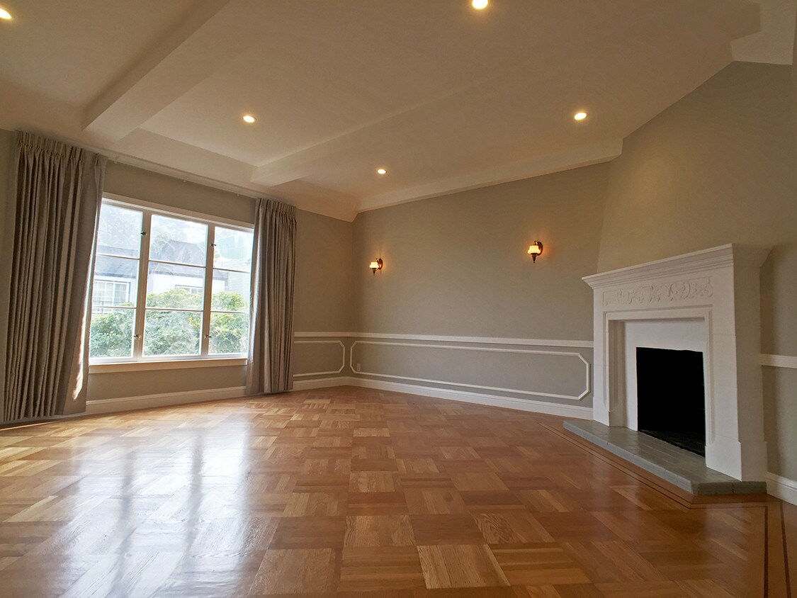 Primary Photo - 125 Beaumont Ave