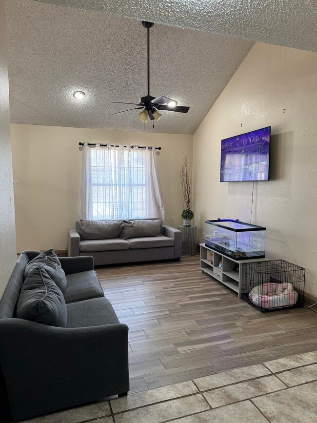 Foto del edificio - 605 Atlanta Dr